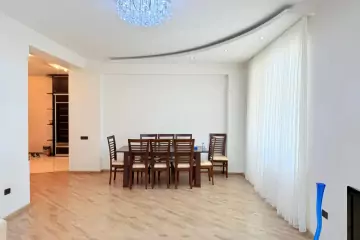 Aylıq Kirayə Yeni Tikili Elmler Akademiyasıda