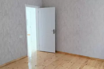 Satılır Həyət Evi Qalada