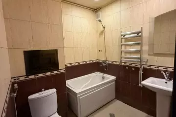 Aylıq Kirayə Köhnə Tikili Elmler Akademiyasıda