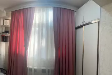 Satılır Köhnə Tikili 9-cu Mikrorayonda
