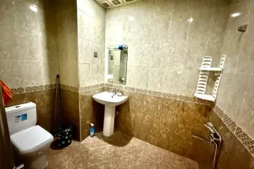 Satılır Yeni Tikili 8-ci Kilometrdə
