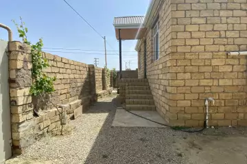 Satılır Həyət Evi Masazırda