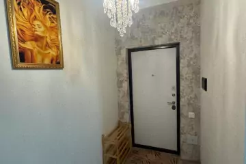 Satılır Yeni Tikili şərq Bazarında