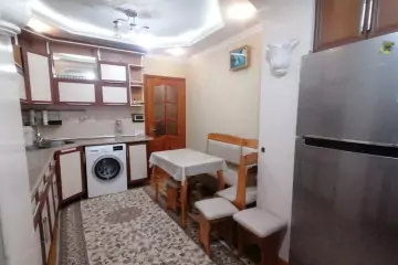 Aylıq Kirayə Köhnə Tikili Bakı Kinoteatrıda