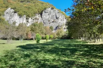 Satılır Torpaq Oğuz Rayonunda