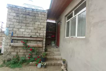 Satılır Həyət Evi Maştağada