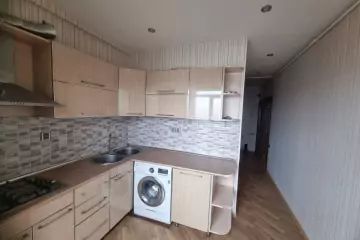 Aylıq Kirayə Köhnə Tikili Tbilisi Prospektida