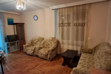 Aylıq Kirayə Köhnə Tikili Montində