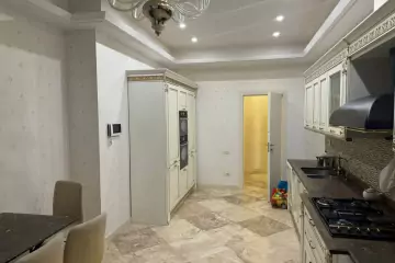Aylıq Kirayə Yeni Tikili Elmler Akademiyasıda