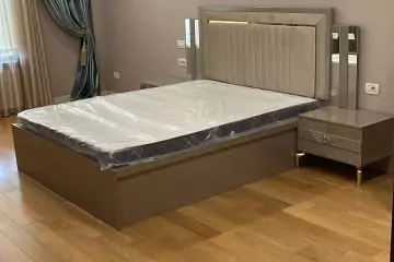 Aylıq Kirayə Yeni Tikili Elmler Akademiyasıda