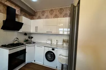 Satılır Yeni Tikili Masazırda