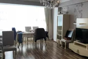 Satılır Yeni Tikili Köhnə Günəşlidə