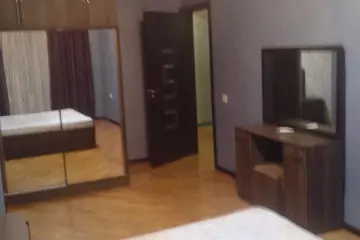 Aylıq Kirayə Yeni Tikili Nərimanov Heykəlində