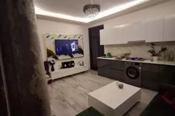 Satılır Yeni Tikili Masazırda