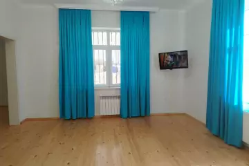 Satılır Həyət Evi Zabrat Qəsəbəsida