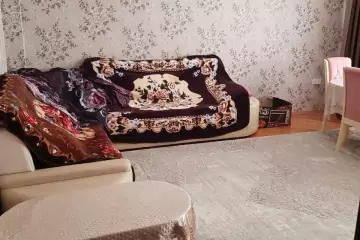 Satılır Yeni Tikili Xalqlar Dostluğuda
