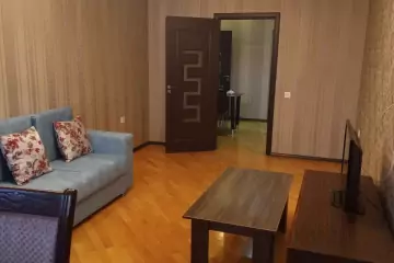 Aylıq Kirayə Yeni Tikili Nərimanov Heykəlində