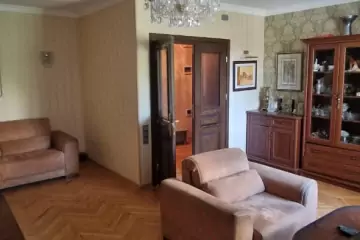 Satılır Köhnə Tikili Yasamalda