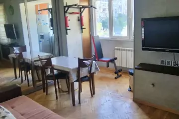 Satılır Köhnə Tikili Yasamalda
