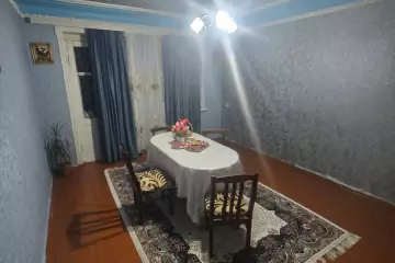 Satılır Köhnə Tikili Biləcəridə