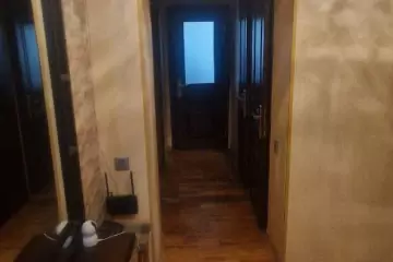 Satılır Köhnə Tikili Yasamalda