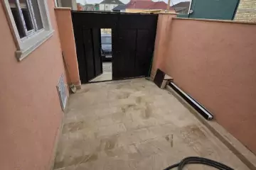 Satılır Həyət Evi Bakıda