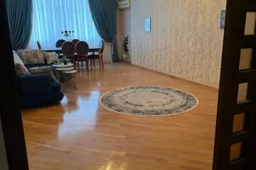Satılır Yeni Tikili Nərimanov Parkı