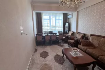 Satılır Yeni Tikili Yeni Yasamalda