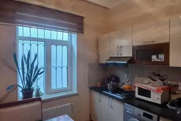 Satılır Həyət Evi Bakıda