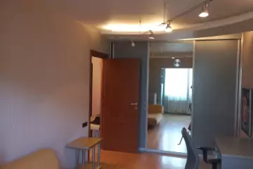 Aylıq Kirayə Köhnə Tikili 28 May Metrosu ətrafında