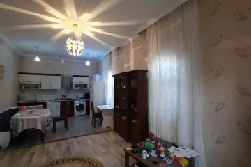 Satılır Həyət Evi Buzovnada