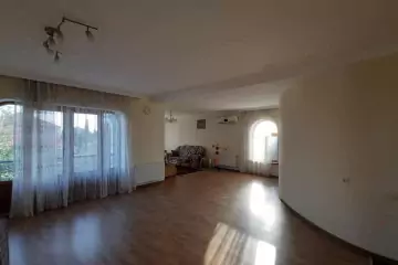 Satılır Həyət Evi Buzovnada