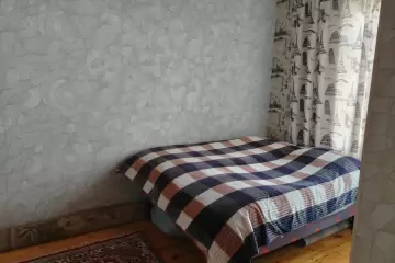 Satılır Həyət Evi Sarayda