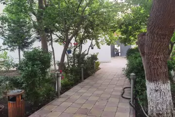 Satılır Həyət Evi Bakı Kinoteatrıda
