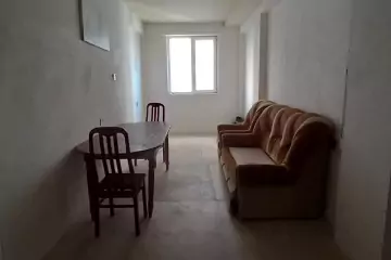 Satılır Yeni Tikili Bakı Kinoteatrıda