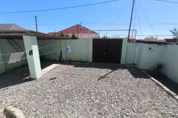 Satılır Həyət Evi Buzovnada
