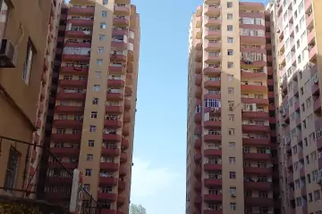 Satılır Yeni Tikili Bakı Kinoteatrıda
