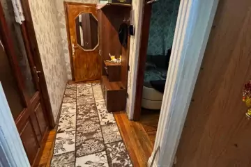 Satılır Köhnə Tikili Ukraniya Dairəsida