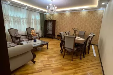 Satılır Həyət Evi Zabrat Qəsəbəsida