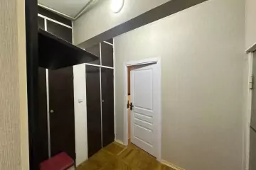 Aylıq Kirayə Köhnə Tikili Elmler Akademiyasıda