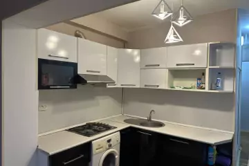 Aylıq Kirayə Köhnə Tikili Elmler Akademiyasıda