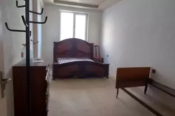 Satılır Yeni Tikili Bakı Kinoteatrıda