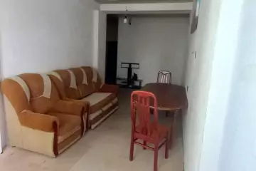 Satılır Yeni Tikili Bakı Kinoteatrıda