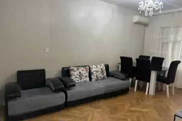 Aylıq Kirayə Köhnə Tikili Elmler Akademiyasıda