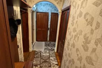 Satılır Köhnə Tikili Ukraniya Dairəsida