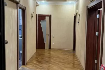 Satılır Yeni Tikili 9-cu Mikrorayonda