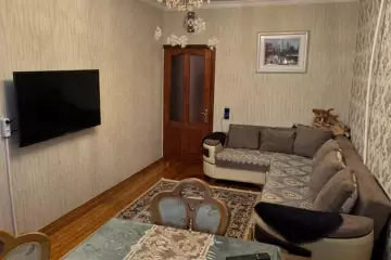 Satılır Köhnə Tikili Ukraniya Dairəsida