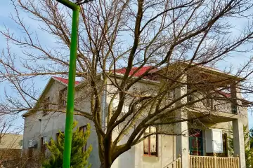 Satılır Bağ Evi Buzovnada