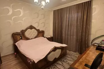 Satılır Həyət Evi Qaraçuxurda