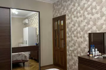 Satılır Köhnə Tikili 7-ci Mikrorayonda
